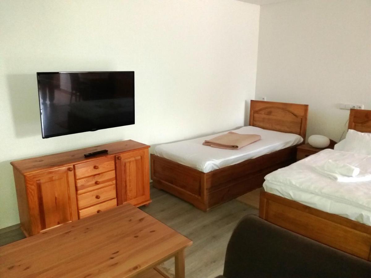 Hotel Na Sustne Krupá Buitenkant foto