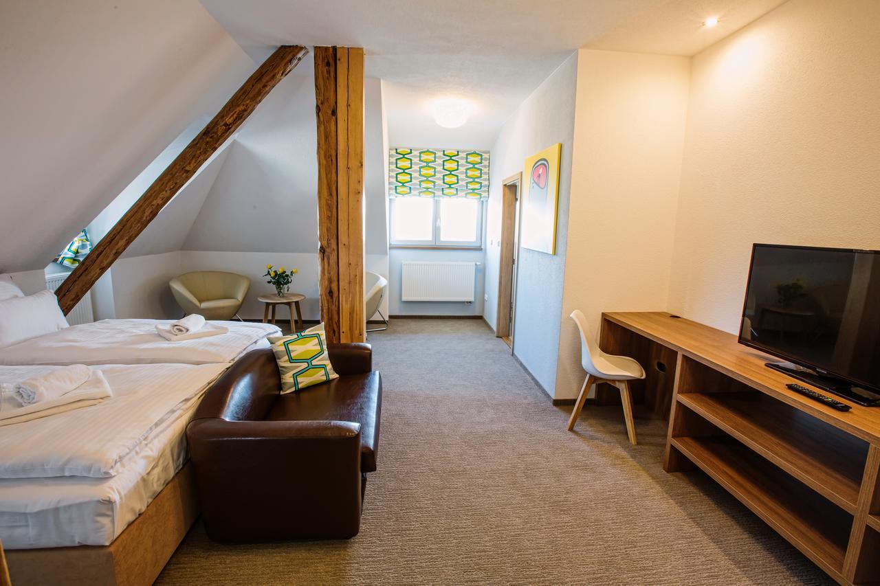 Hotel Na Sustne Krupá Buitenkant foto